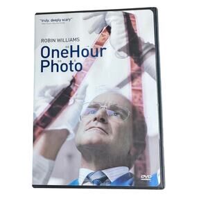 One Hour Photo fullscreen DVD Robin Williams psychological thriller